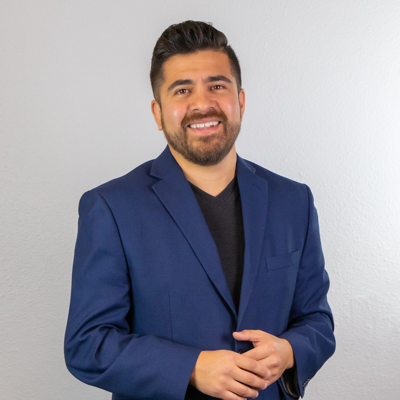 Isacc Guzman, Real estate agent with LPT Realty in California